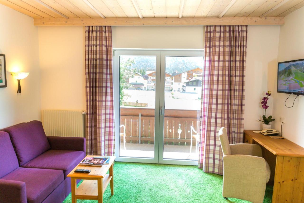 Flat Hotel Seefeld in Tirol Exterior photo