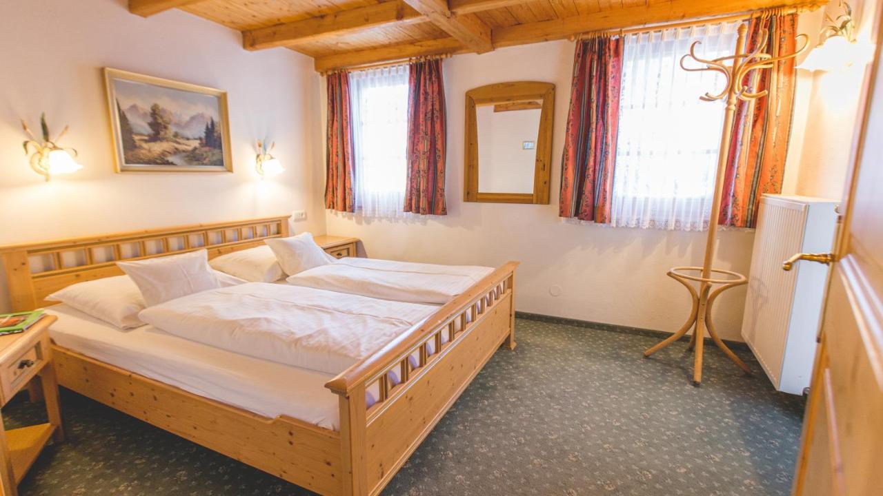 Flat Hotel Seefeld in Tirol Exterior photo